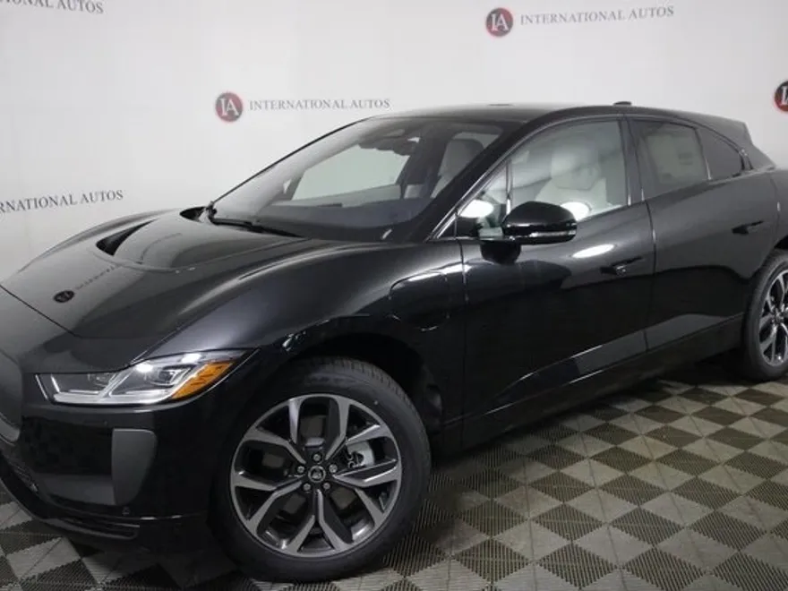 2024 Jaguar I-PACE EV400 HSE photo 1