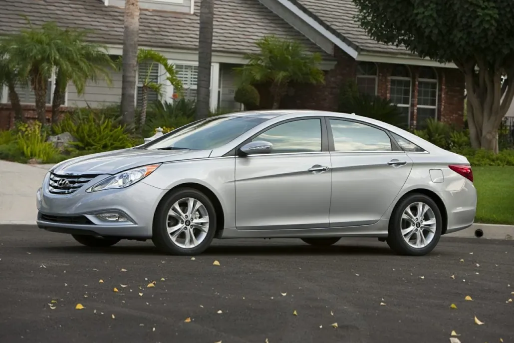 2013 Hyundai Sonata GLS photo 1