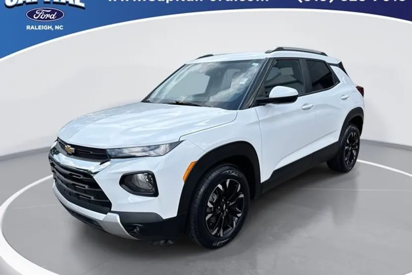 2023 Chevrolet Trailblazer LT photo 1