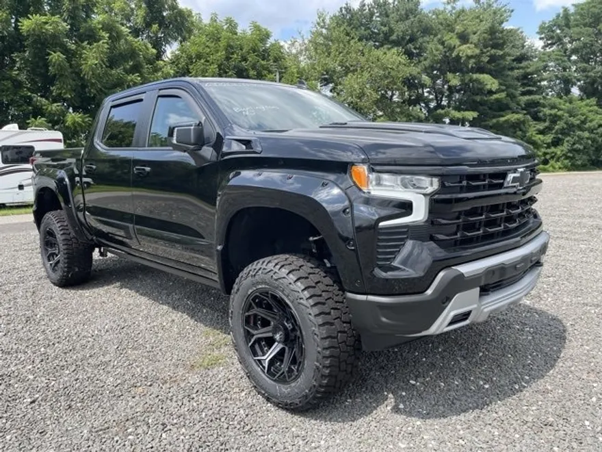 2025 Chevrolet Silverado 1500 RST photo 1