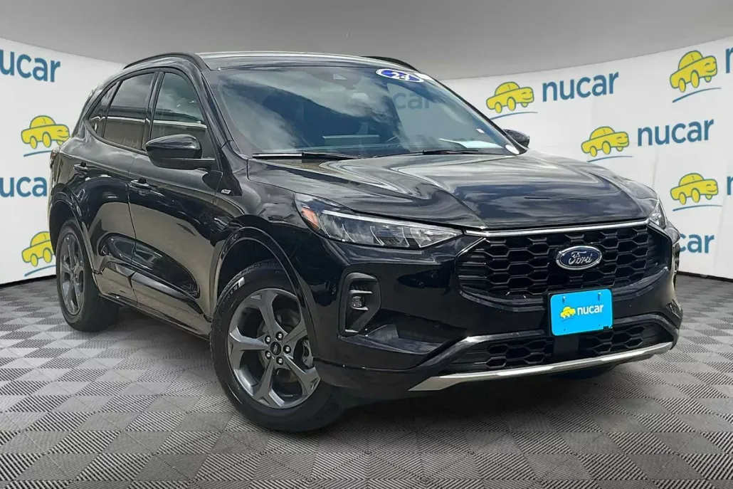 2024 Ford Escape ST-Line Select photo 1
