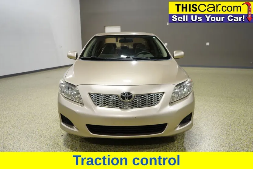 2010 Toyota Corolla LE photo 1