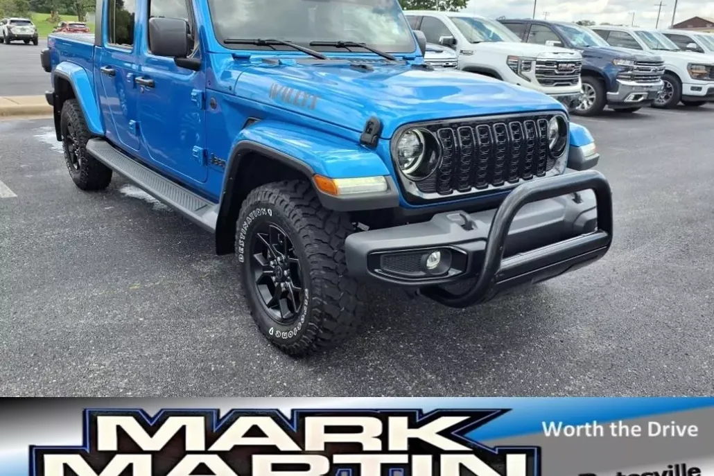 2024 Jeep Gladiator Sport photo 1
