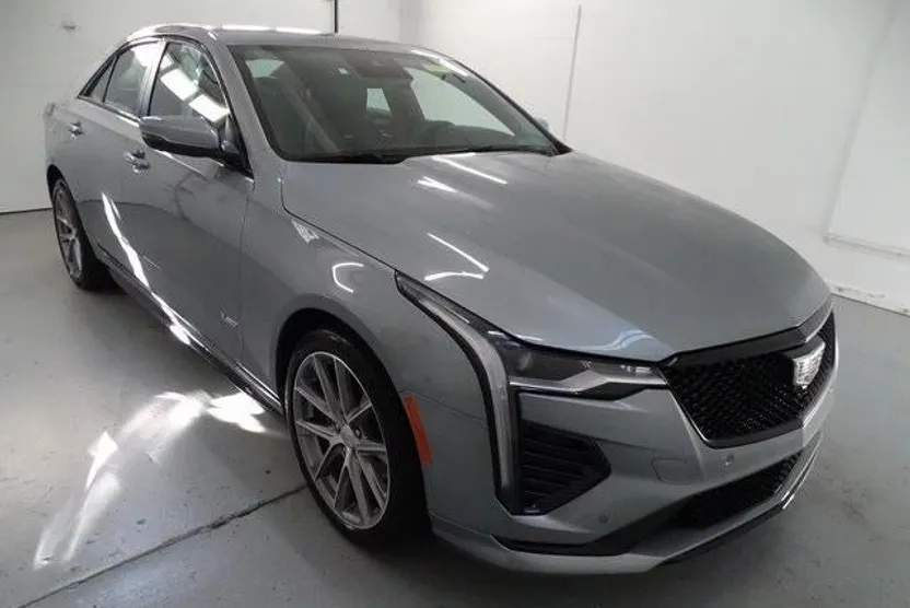 2024 Cadillac CT4 photo 1