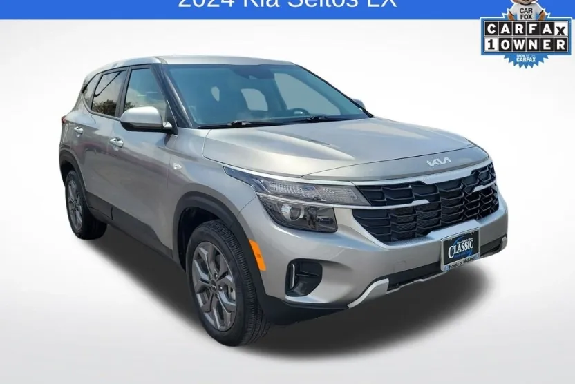 2024 Kia Seltos LX photo 1