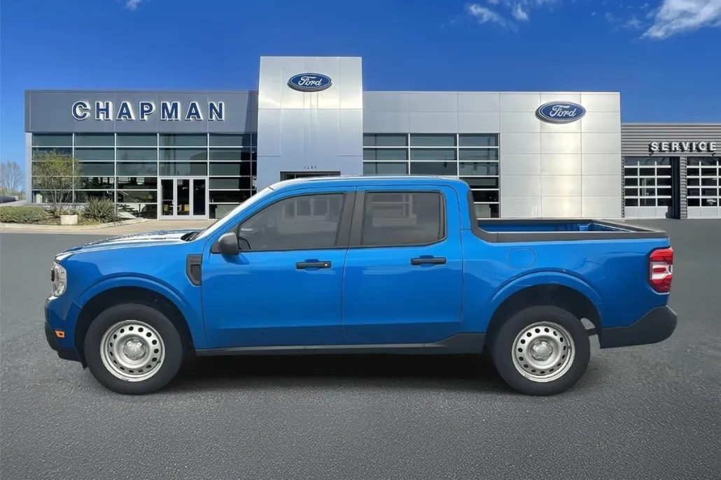 2022 Ford Maverick XL photo 1