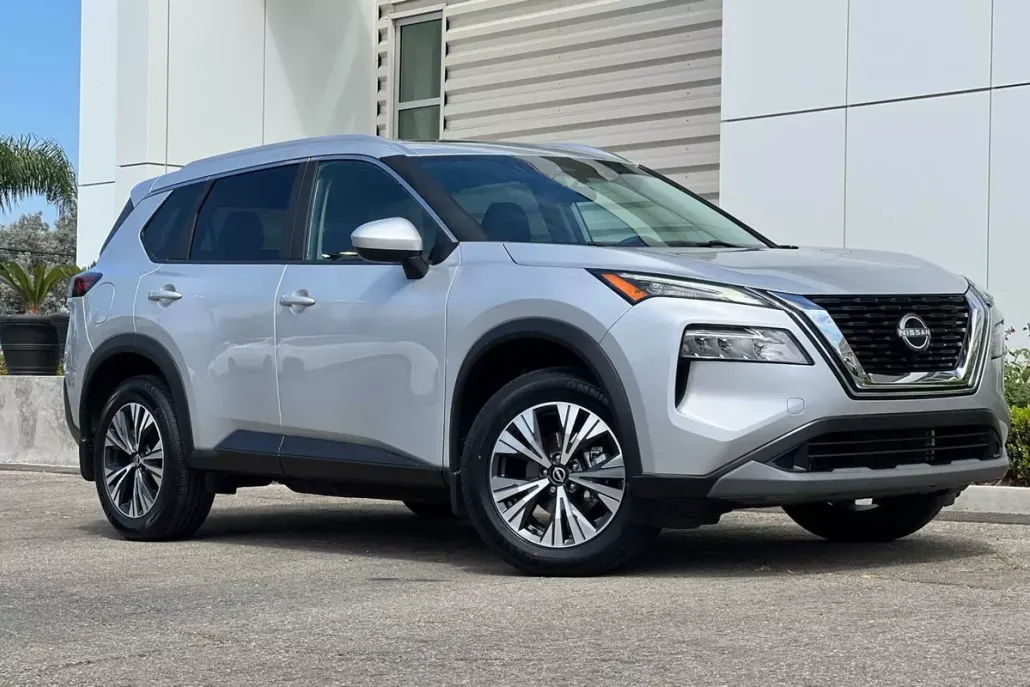 2023 Nissan Rogue SV photo 1