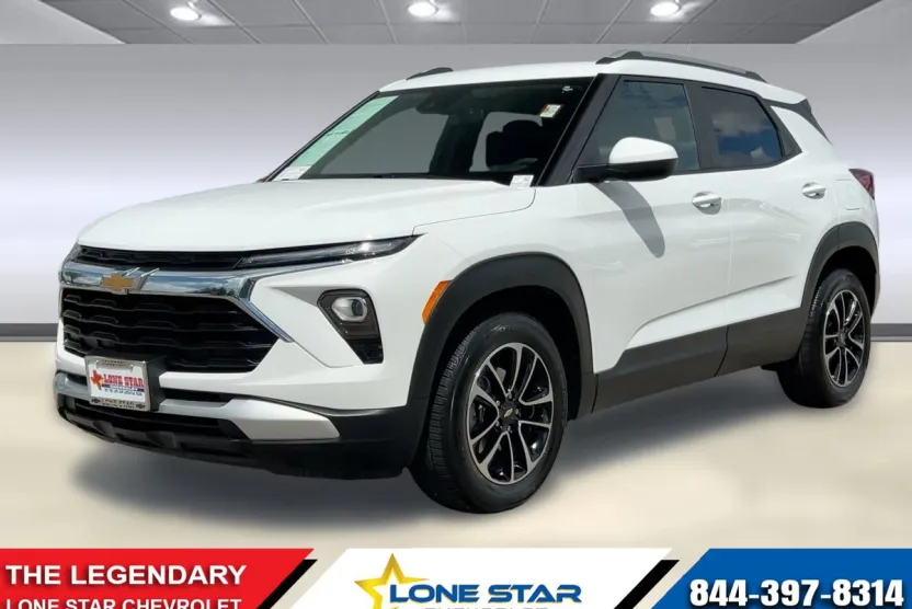 2024 Chevrolet Trailblazer LT photo 1