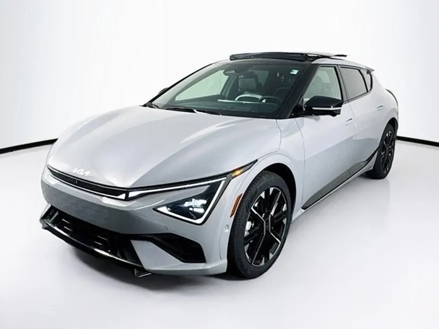 2025 Kia EV6 GT-Line photo 1