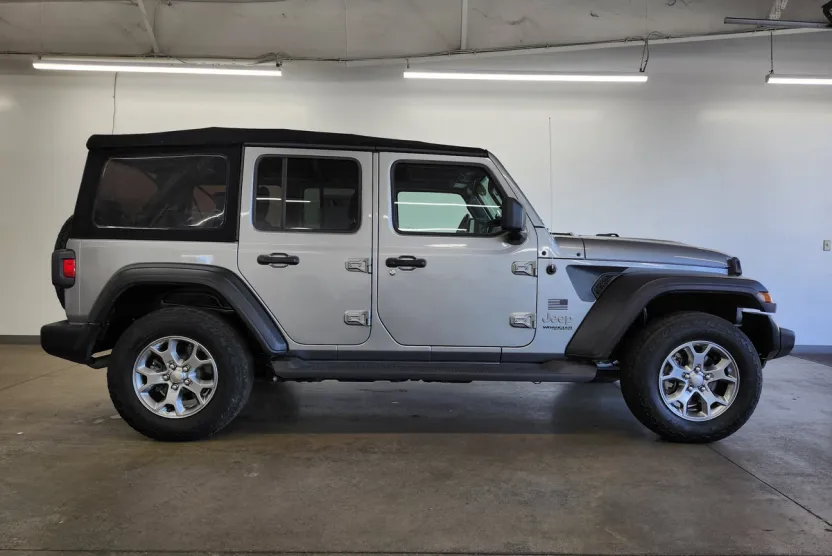 2020 Jeep Wrangler Unlimited Sport Freedom photo 1