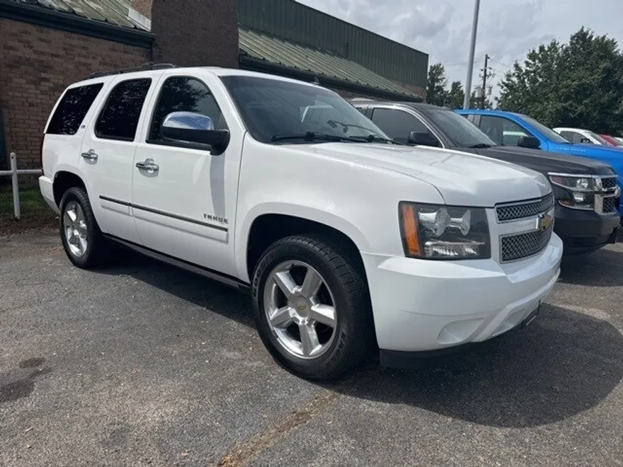 2012 Chevrolet Tahoe LTZ photo 1