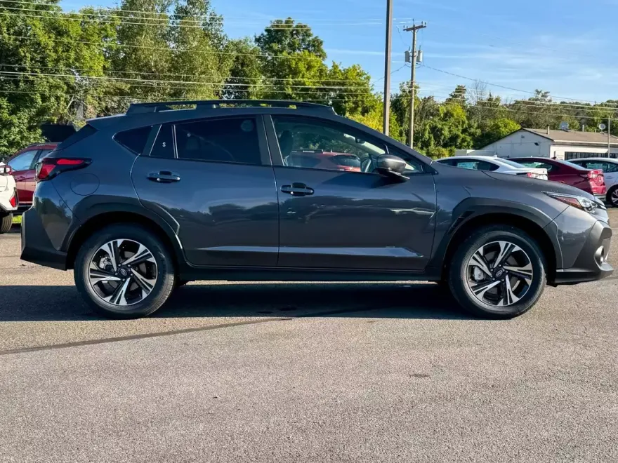 2025 Subaru Crosstrek Premium photo 1