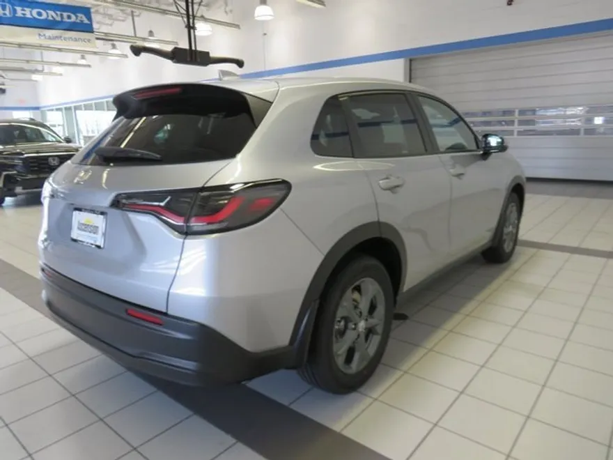 2026 Honda HR-V LX photo 1