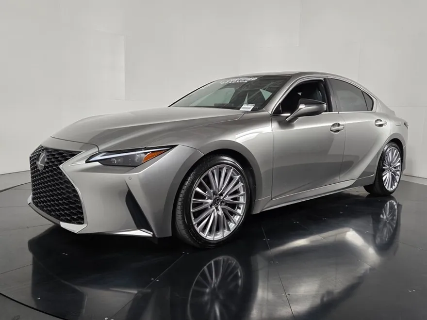 2023 Lexus IS 300 photo 1