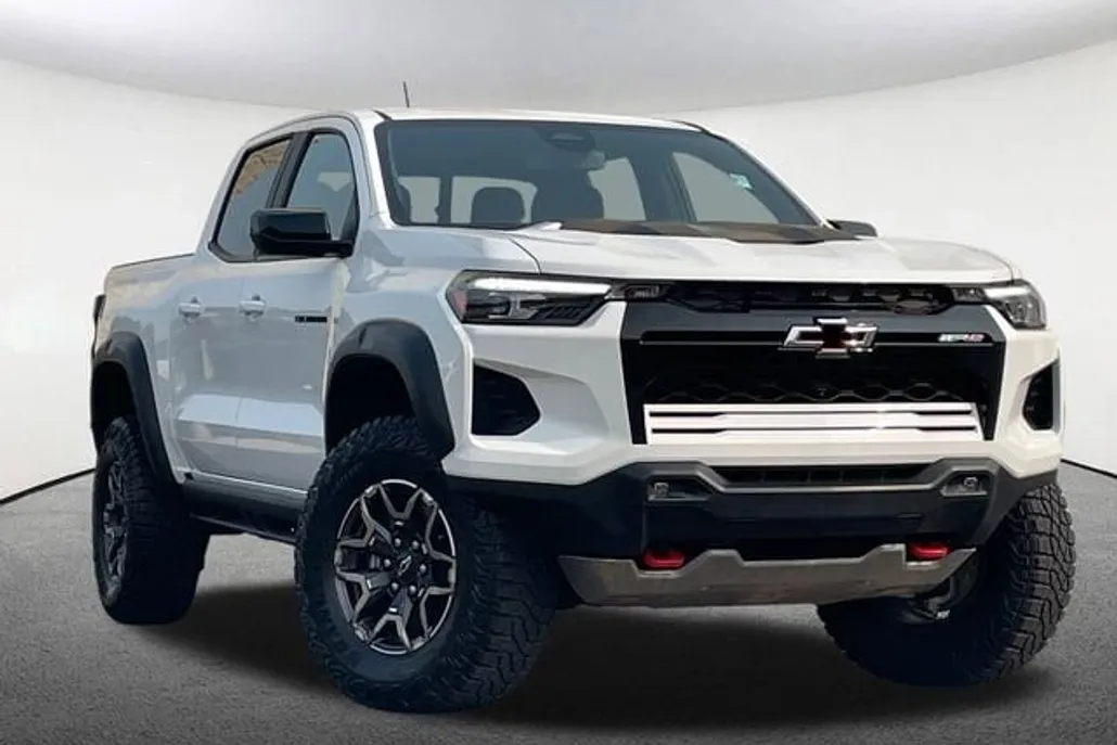 2024 Chevrolet Colorado ZR2 photo 1