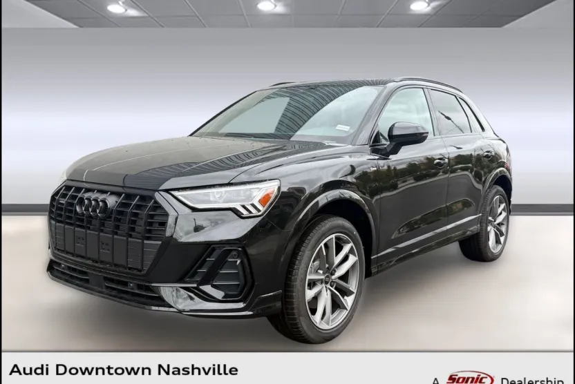 2025 Audi Q3 45 TFSI S line Premium photo 1