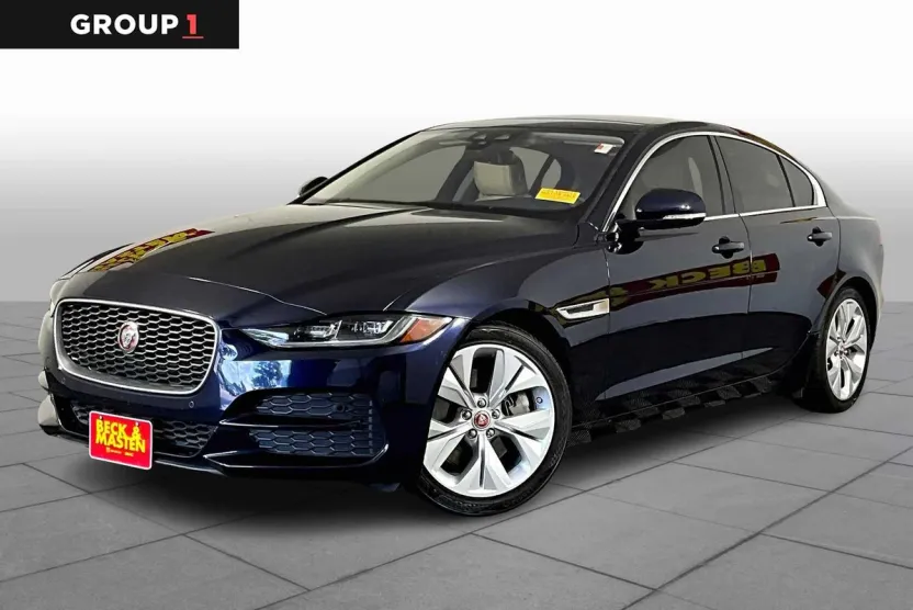 2020 Jaguar XE S photo 1