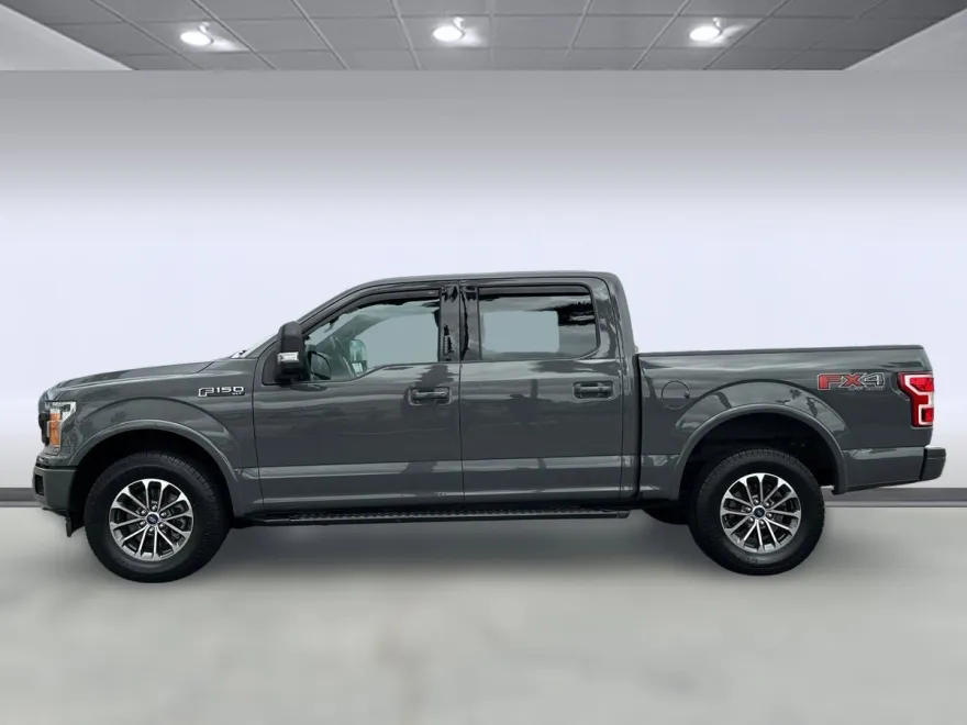 2020 Ford F-150 XLT photo 2