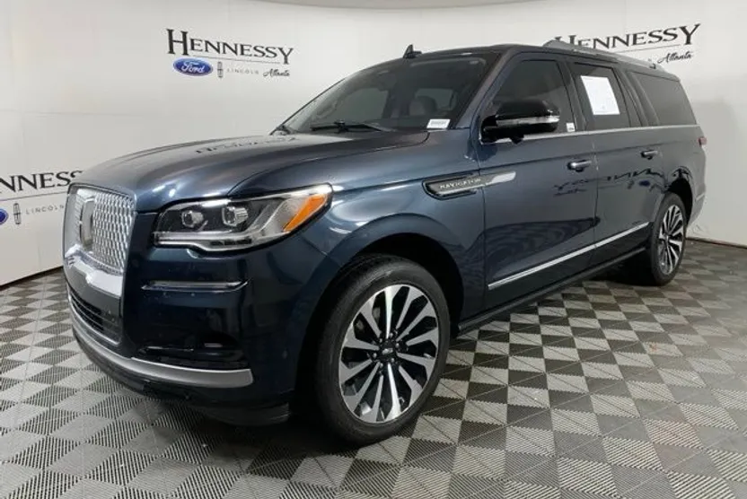 2022 Lincoln Navigator L Reserve photo 1