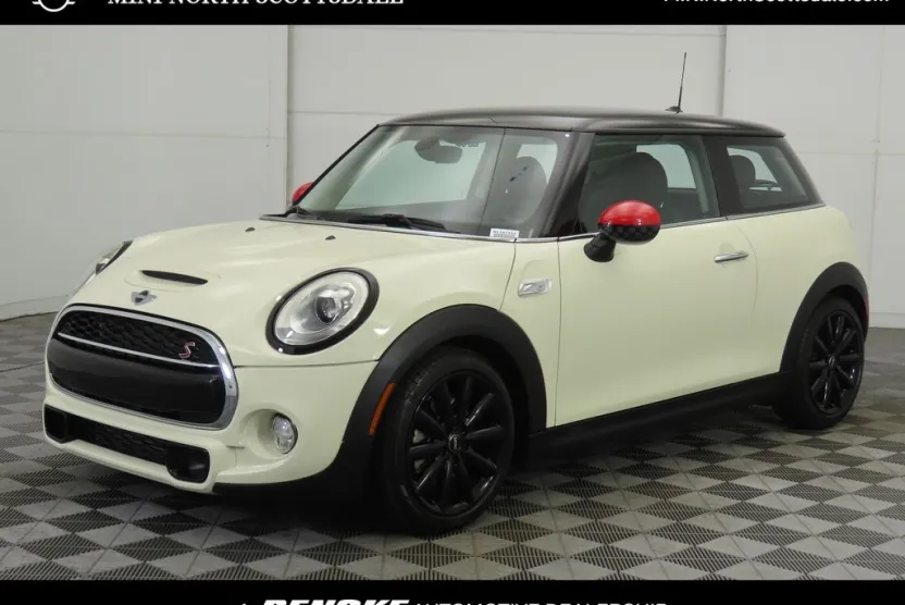 2017 Mini Cooper Hardtop S photo 1