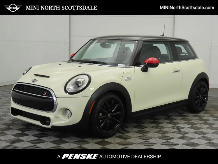 2017 Mini Cooper Hardtop S photo 1