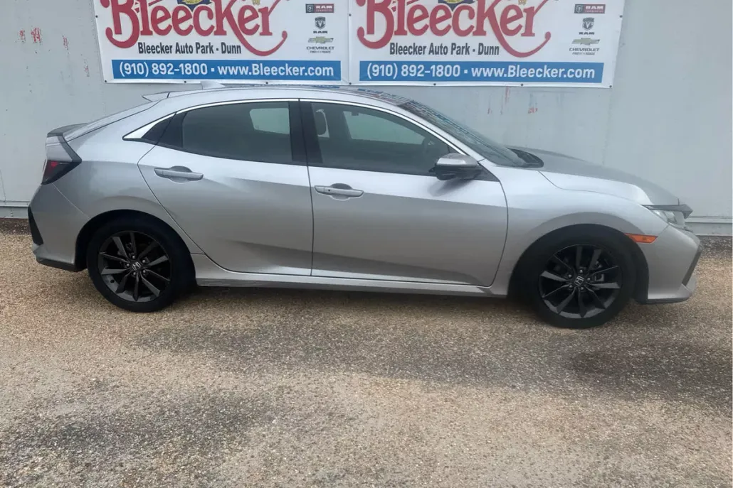 2021 Honda Civic Hatchback EX photo 1