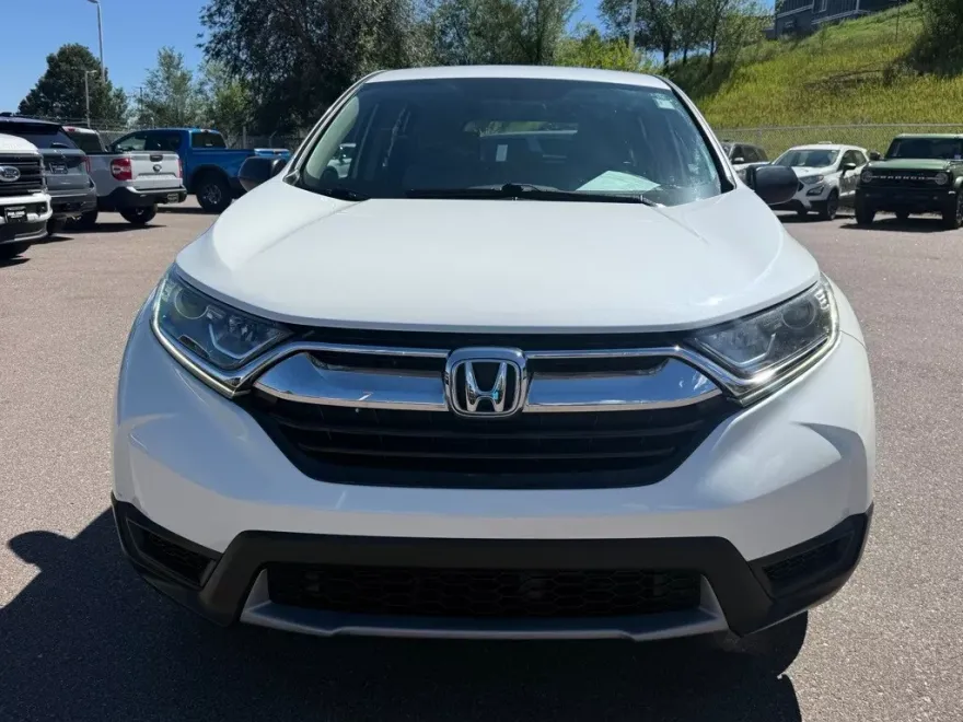 2017 Honda CR-V LX photo 1