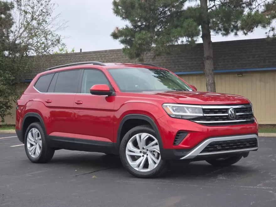 2023 Volkswagen Atlas V6 SE Technology photo 1