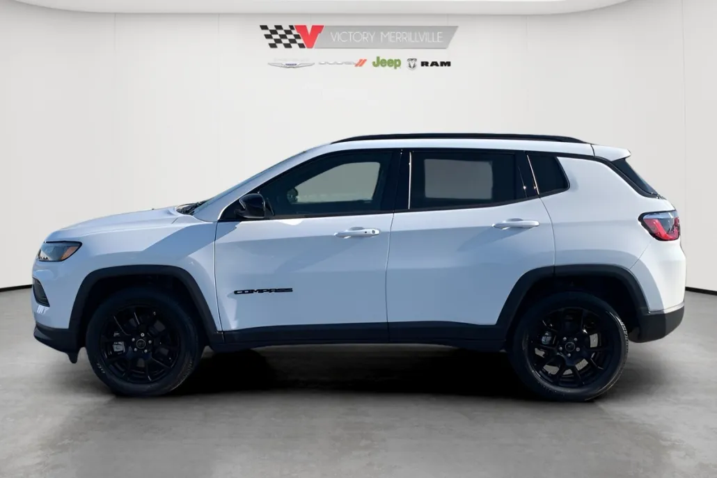 2025 Jeep Compass Latitude photo 1