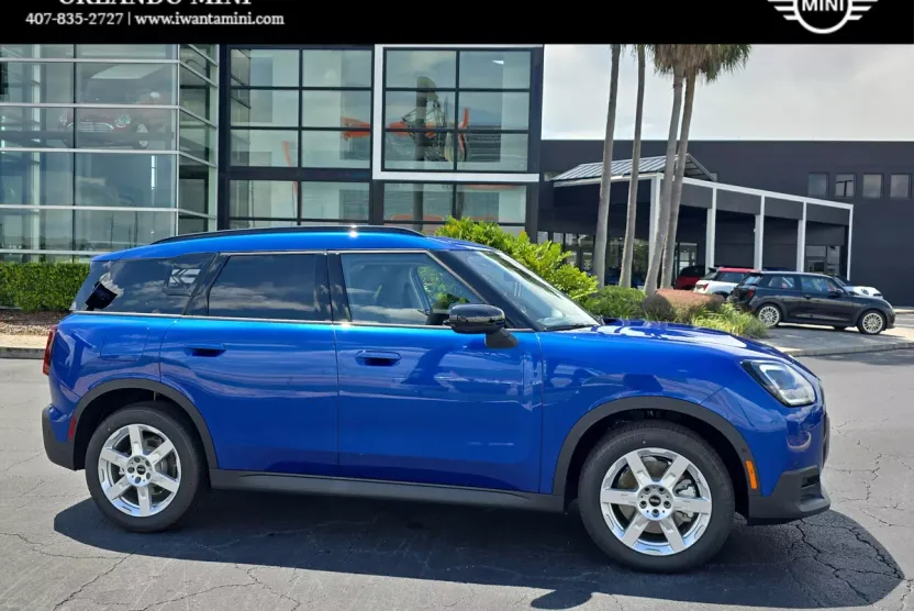 2025 Mini Countryman S ALL4 photo 1