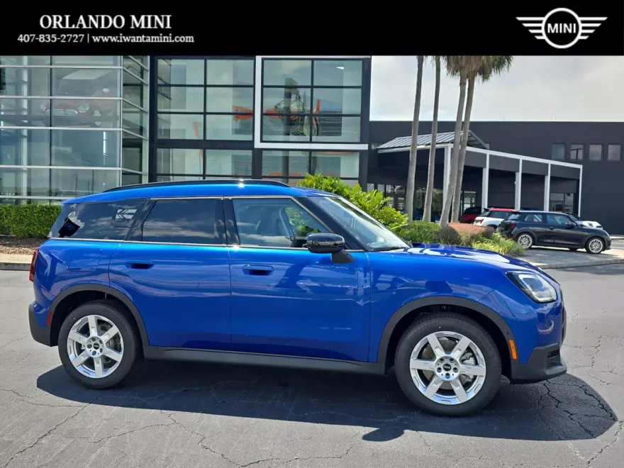 2025 Mini Countryman S ALL4 photo 1