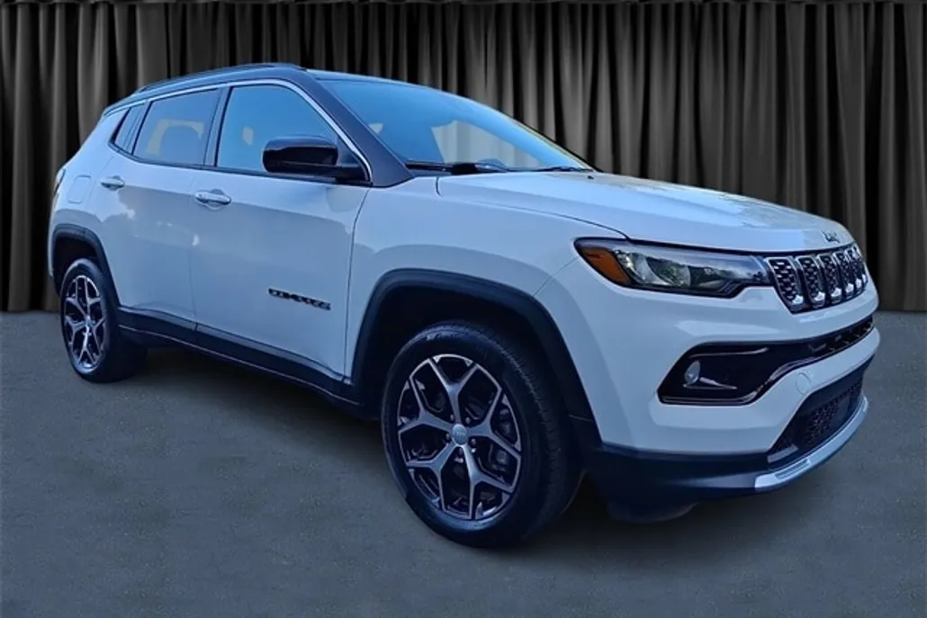 2024 Jeep Compass Limited photo 1