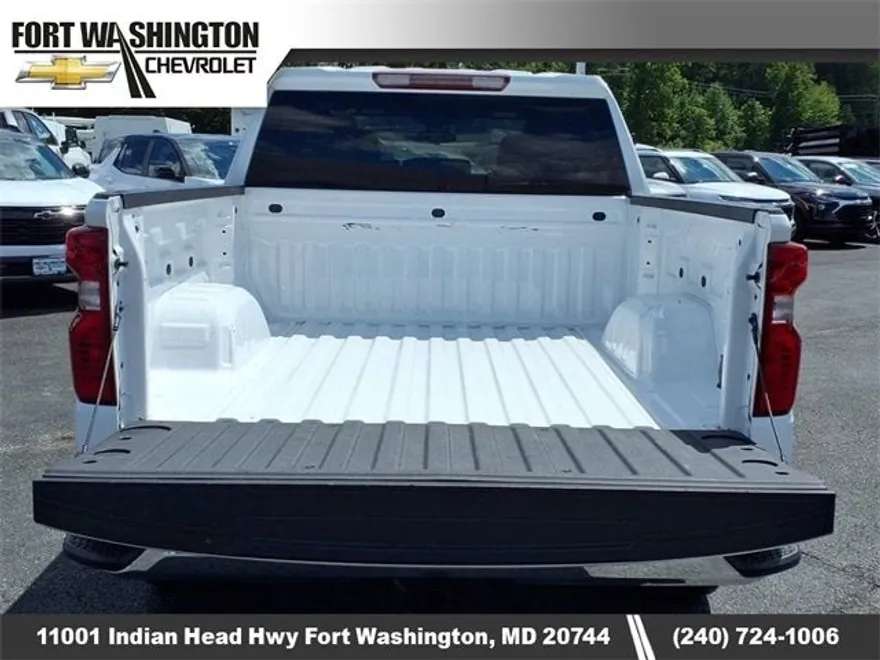 2023 Chevrolet Silverado 1500 LT photo 1