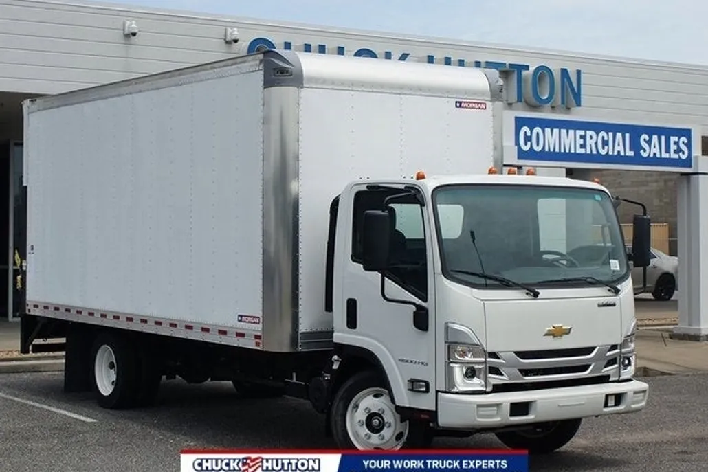2024 Chevrolet Silverado 4500HD photo 1