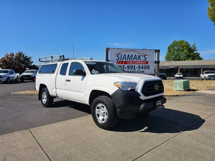 2022 Toyota Tacoma SR photo 1