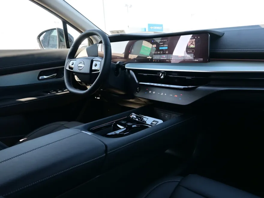 2025 Nissan Murano SL photo 1