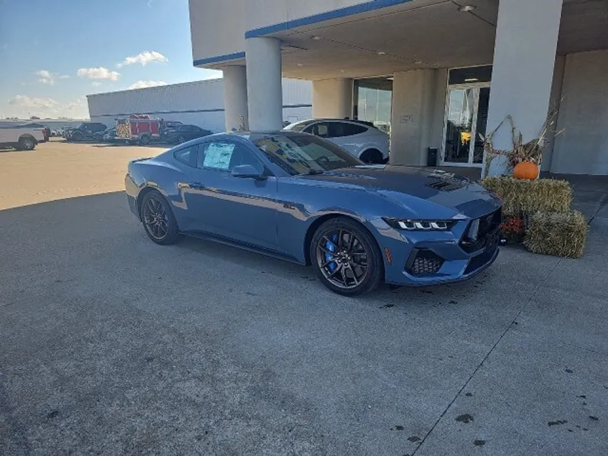 2024 Ford Mustang GT Premium photo 1
