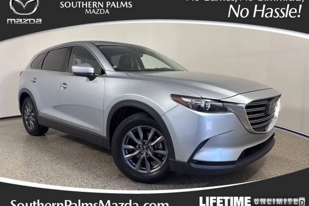 2023 Mazda CX-9 Touring photo 1