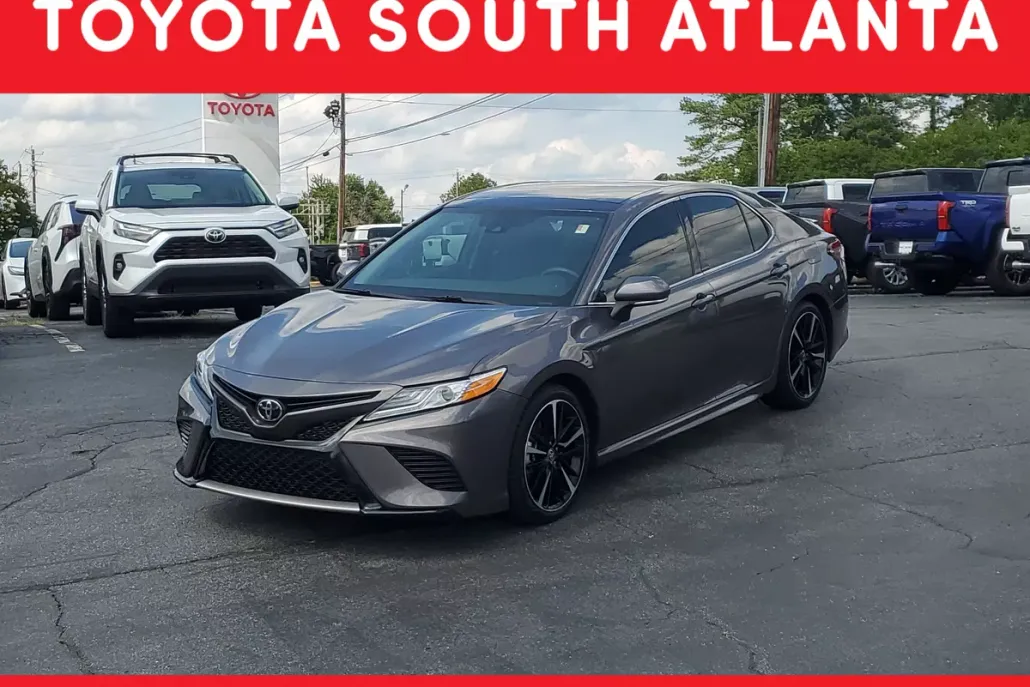 2020 Toyota Camry XSE photo 1