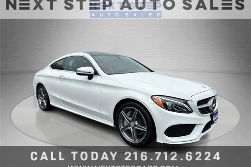 2017 Mercedes Benz C 300 4MATIC Coupe photo 1