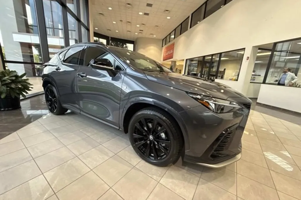 2026 Lexus NX 350 F SPORT Handling AWD photo 1