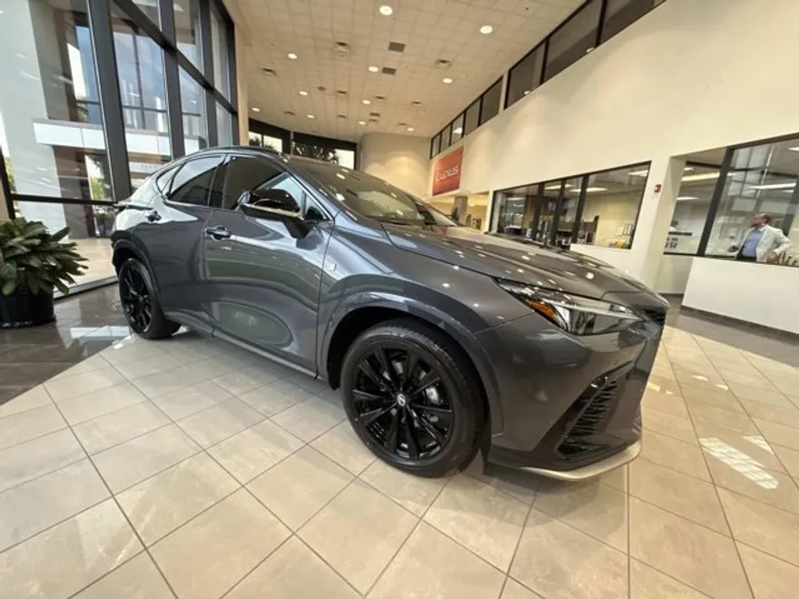 2026 Lexus NX 350 F SPORT Handling AWD photo 1