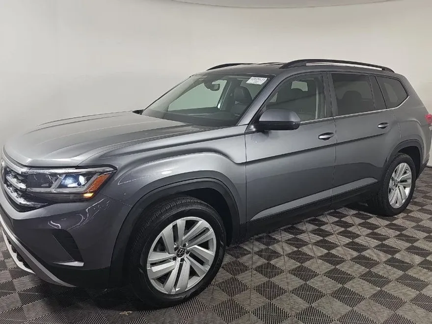 2021 Volkswagen Atlas SE Technology photo 1