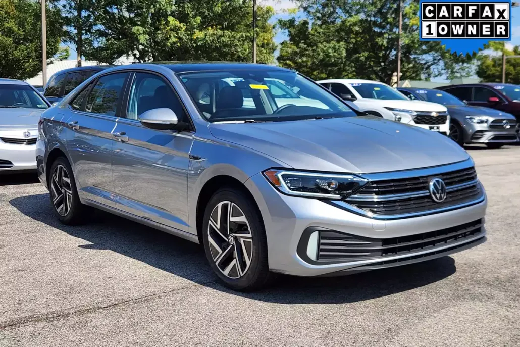 2022 Volkswagen Jetta 1.5T SEL photo 1