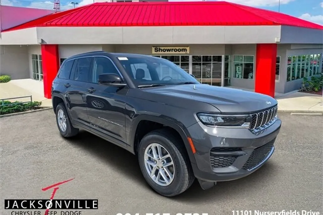 2025 Jeep Grand Cherokee Laredo X photo 1