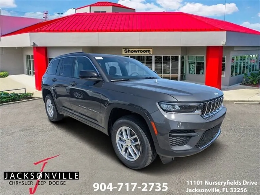 2025 Jeep Grand Cherokee Laredo X photo 1