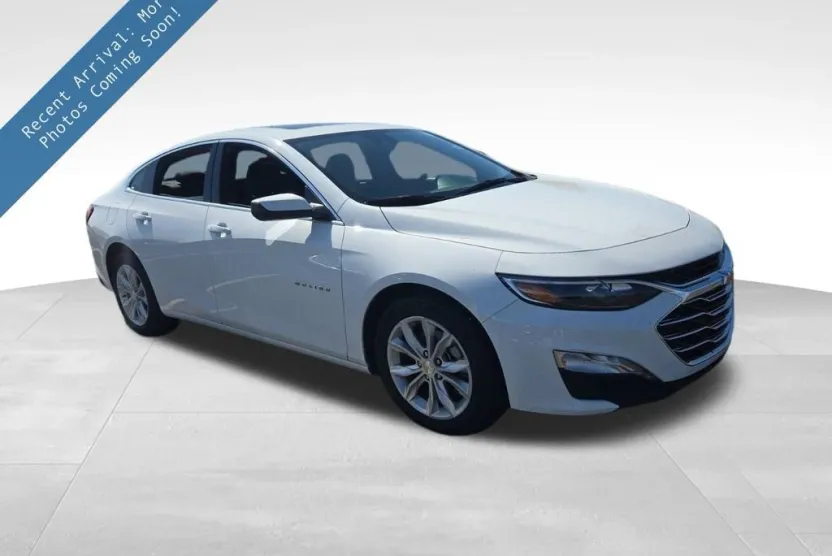 2024 Chevrolet Malibu 1LT photo 1