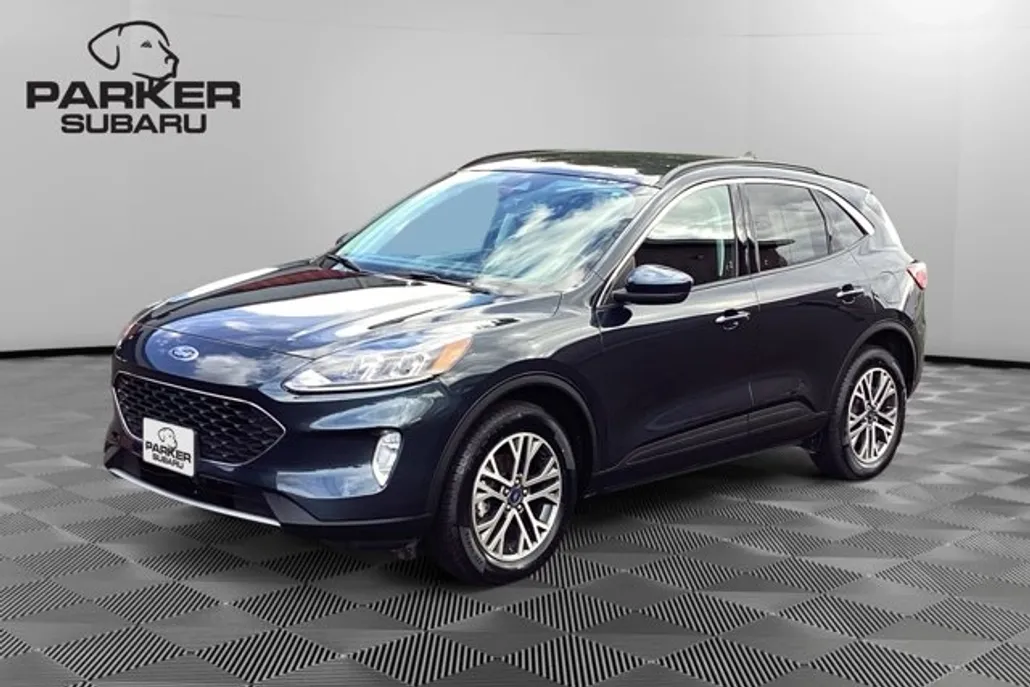 2022 Ford Escape SEL photo 1
