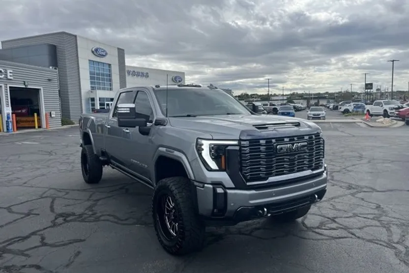2024 Gmc Sierra 2500 HD Denali Ultimate photo 1