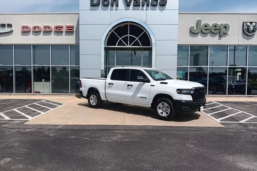 2025 Ram 1500 Tradesman photo 1